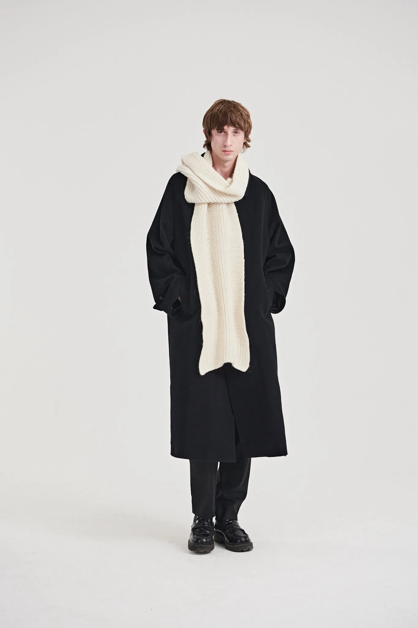 00 / Big Alpaca Scarf