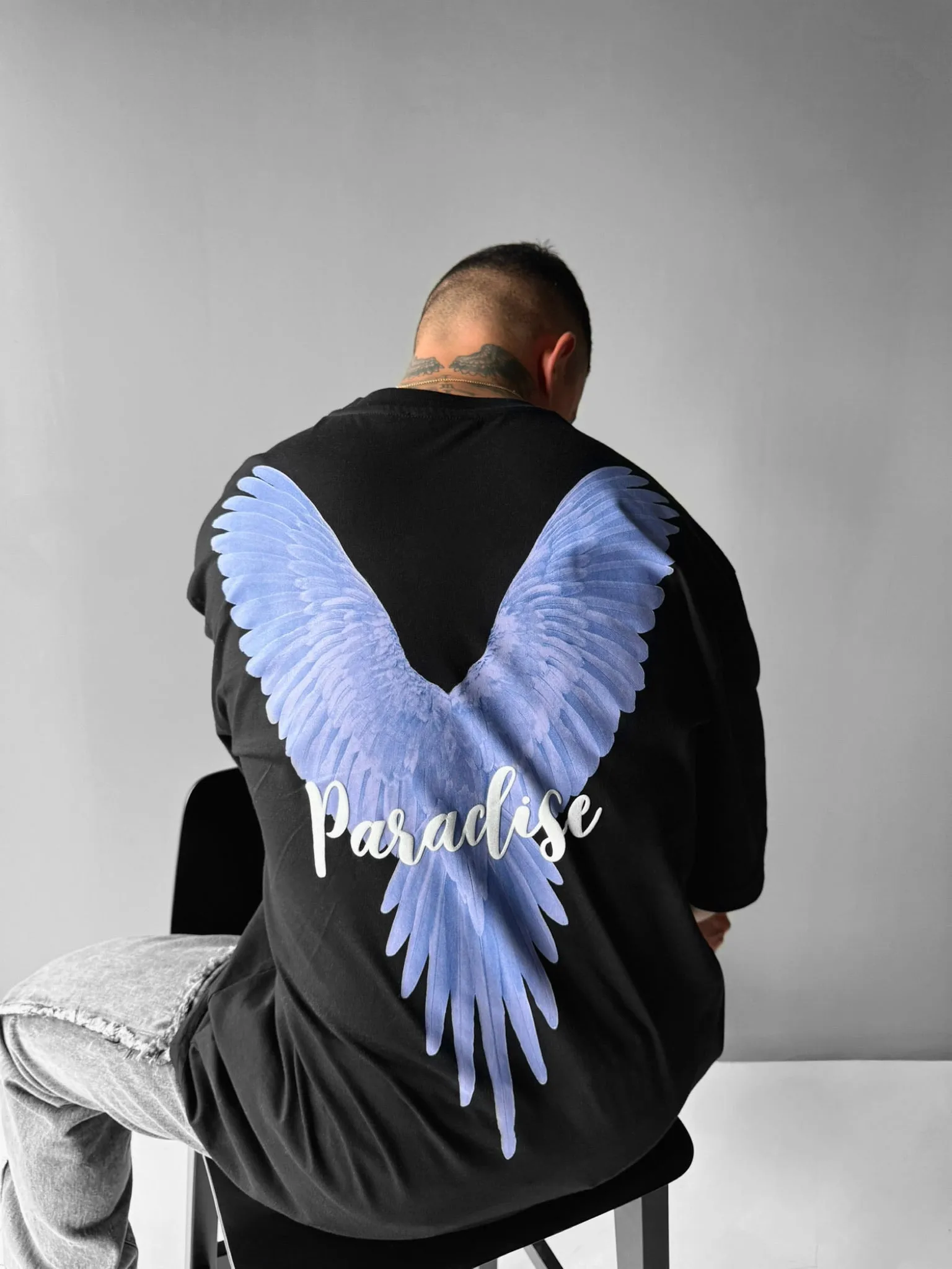 Oversize Parrot Paradise T-shirt - Black and Purple