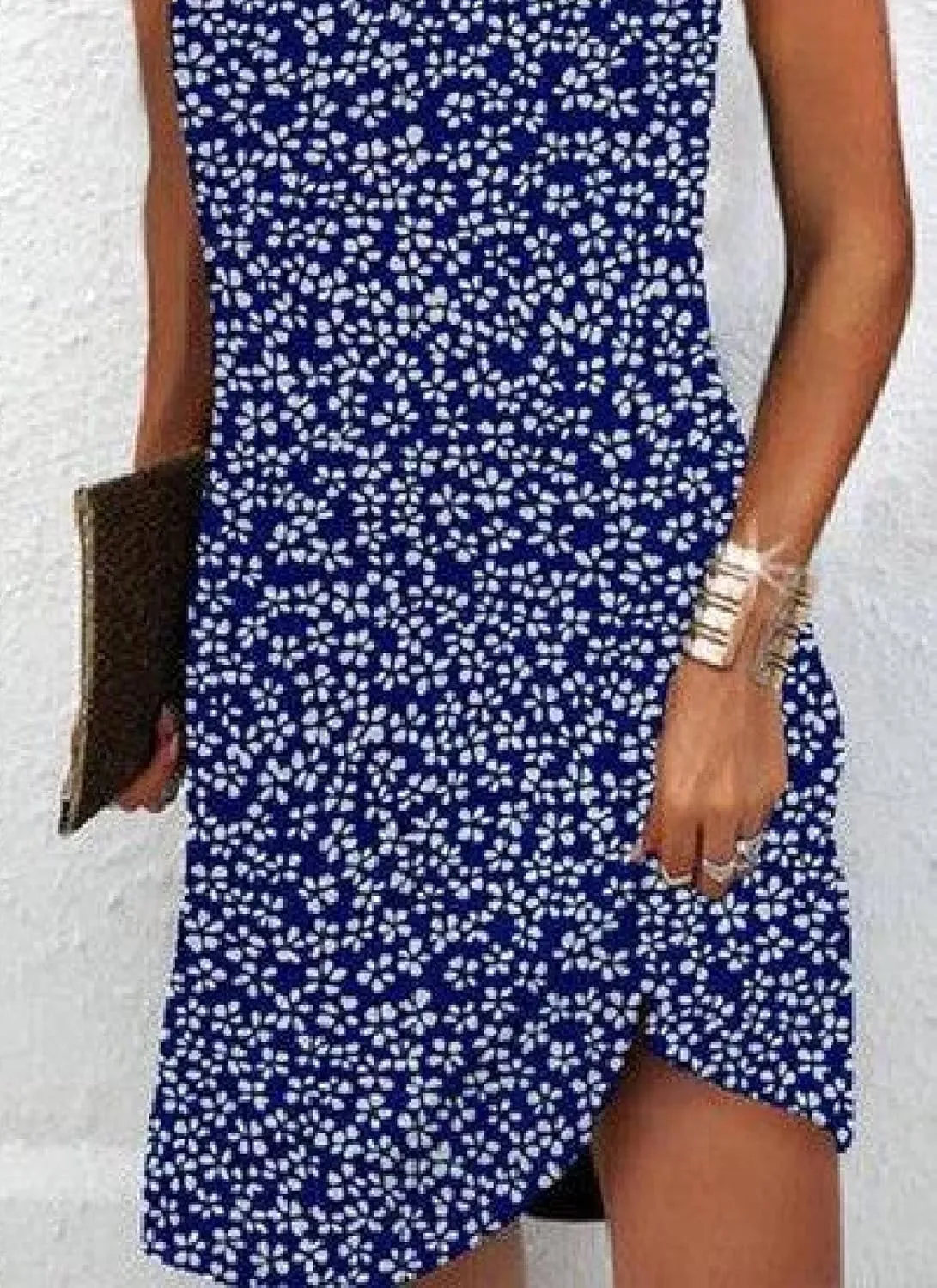 Women's 2025 Summer Stylish Halter Sleeveless Midi Dresses Floral Print High Waisted Slim Fit Beach Vacation Shift Dress